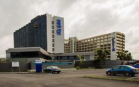 Radisson Blu Okoume Palace Hotel, Libreville