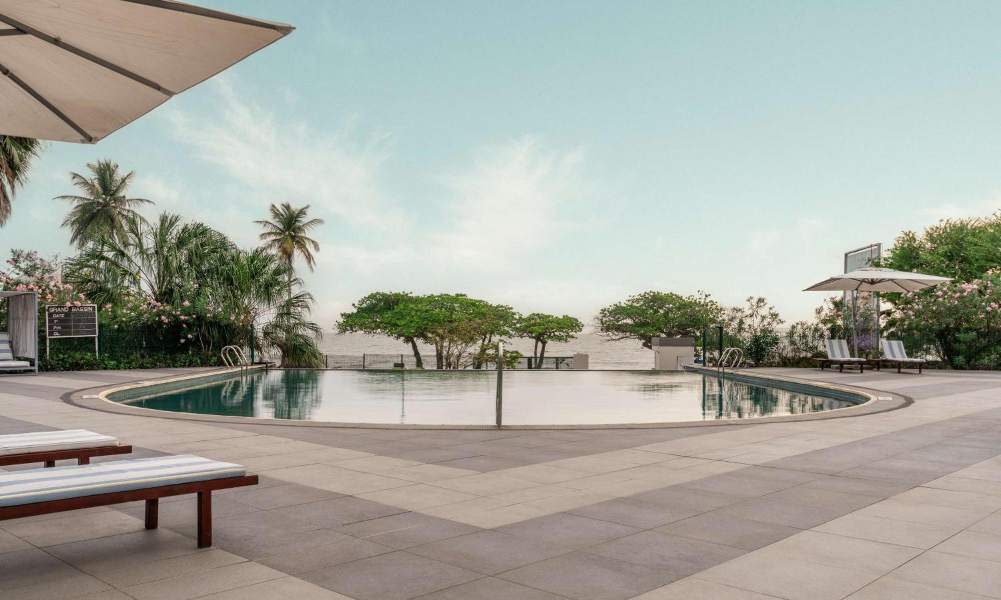 Radisson Blu Okoume Palace Hotel, Libreville Exterior photo