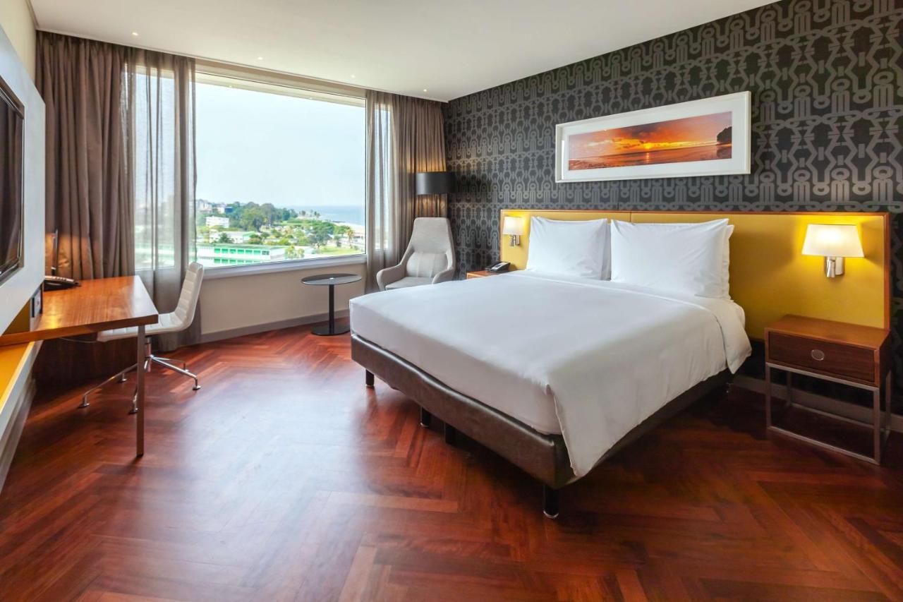 Radisson Blu Okoume Palace Hotel, Libreville Exterior photo